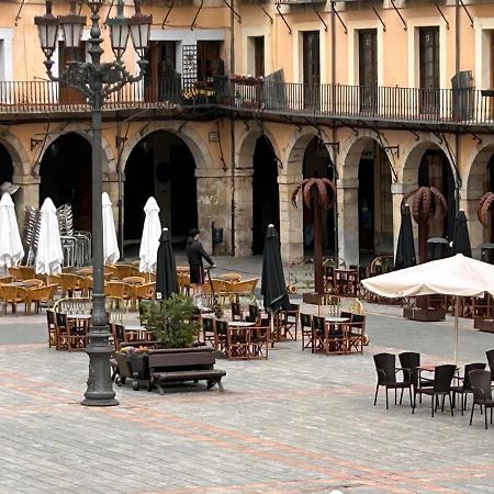 Plaza Mayor Leon - Bohemia Bagian luar foto