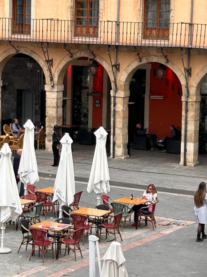 Plaza Mayor Leon - Bohemia Bagian luar foto