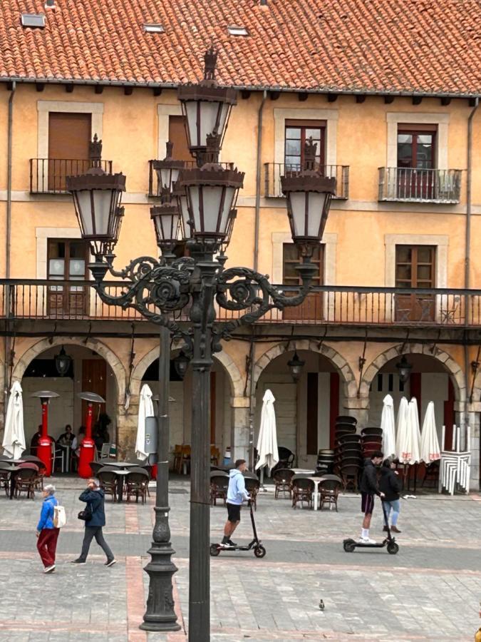 Plaza Mayor Leon - Bohemia Bagian luar foto